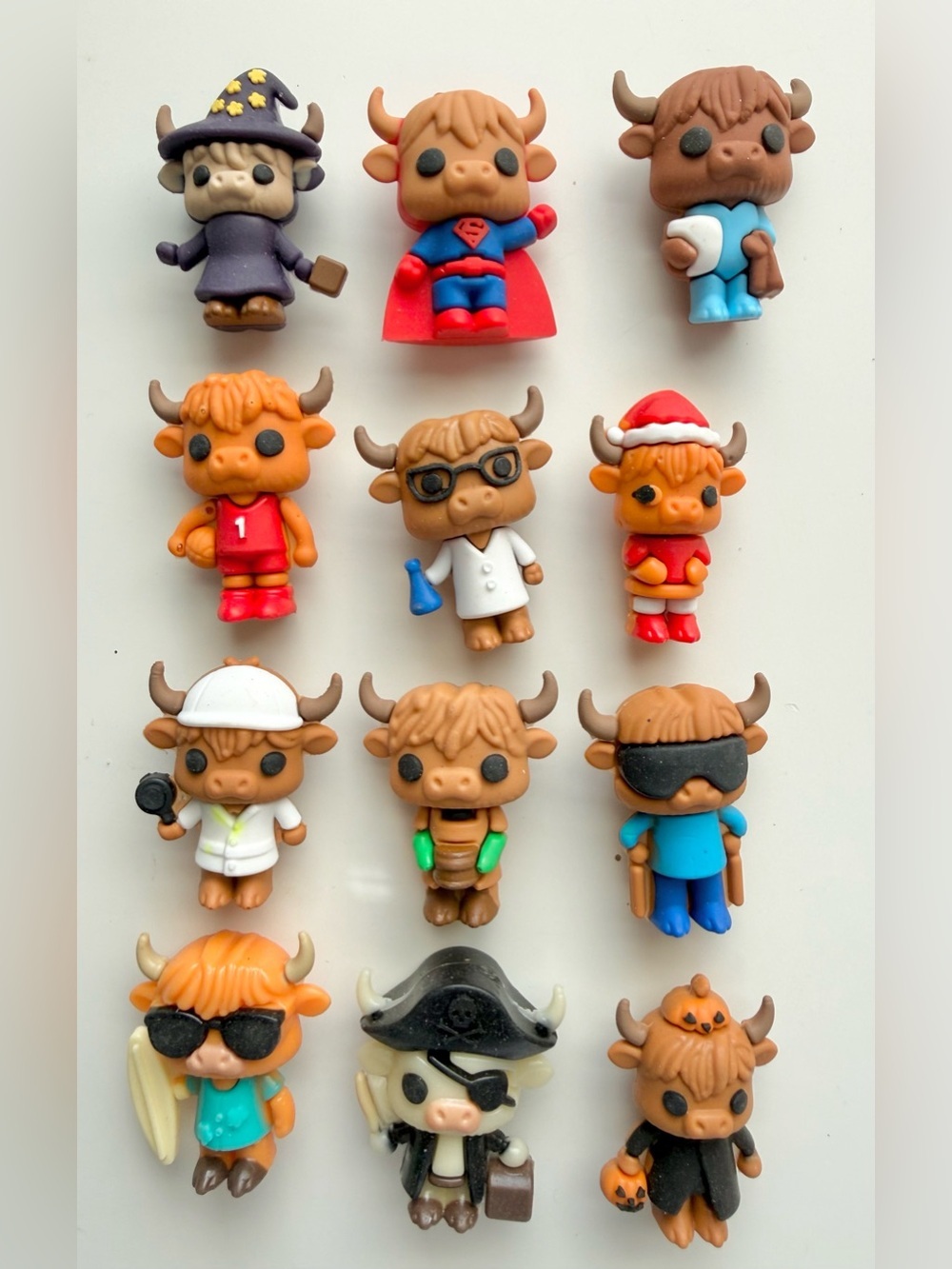 Highland Cow Advent Calendar 2025 - 12 Figures